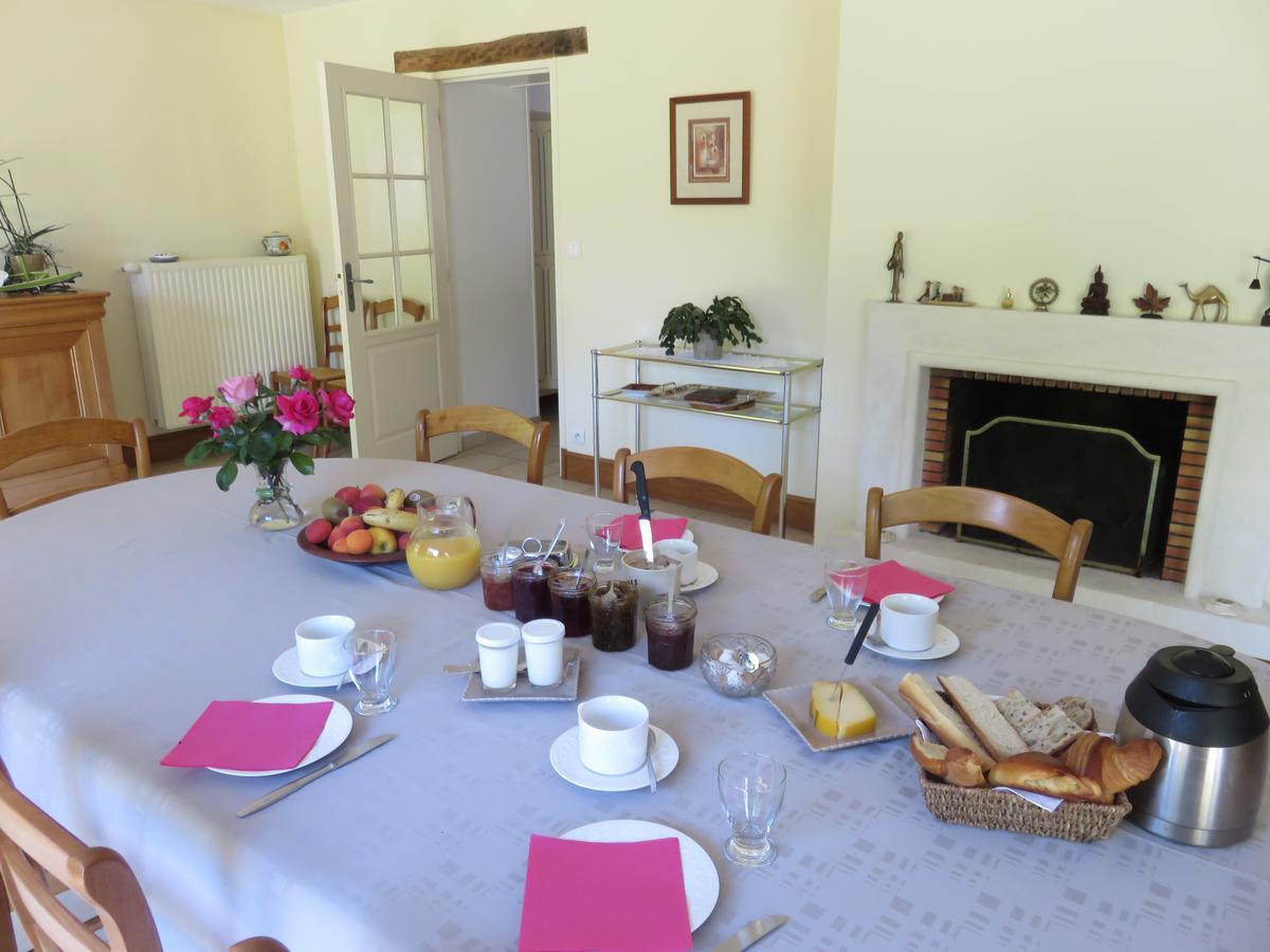 Bed and Breakfast Les Quatre Saisons Moitron-sur-Sarthe Exteriér fotografie