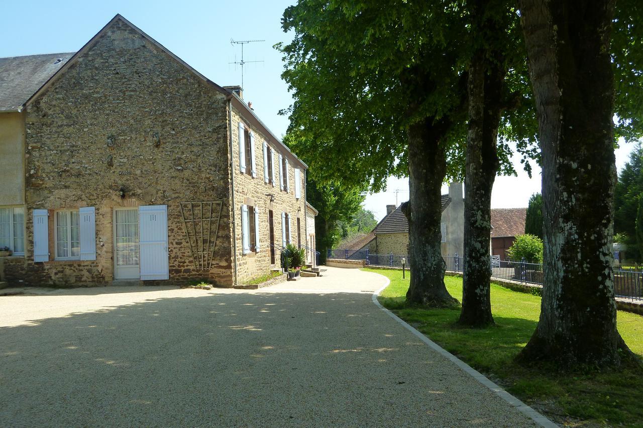 Bed and Breakfast Les Quatre Saisons Moitron-sur-Sarthe Exteriér fotografie
